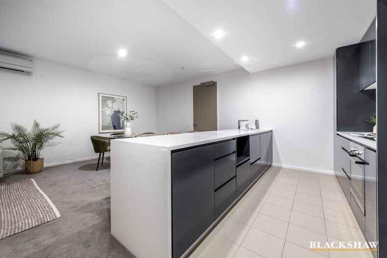 204/50 Eastlake Parade Kingston