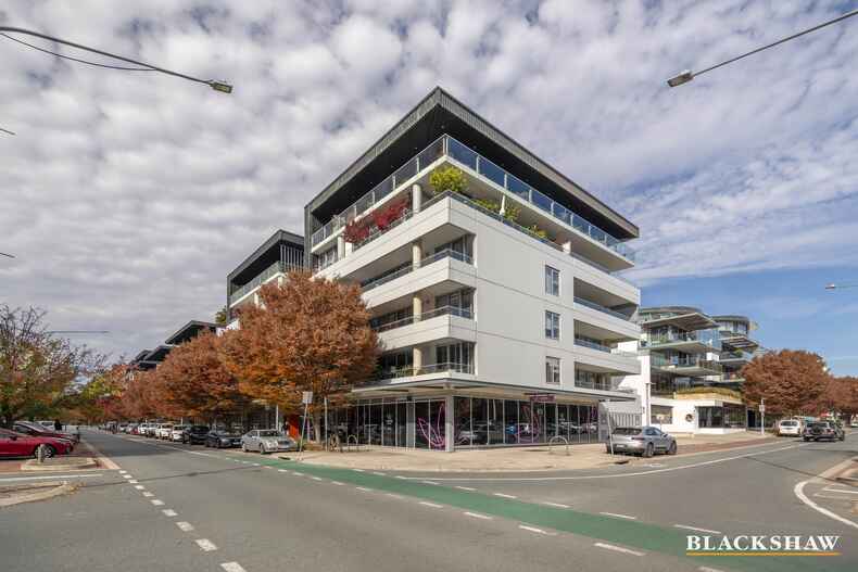 204/50 Eastlake Parade Kingston