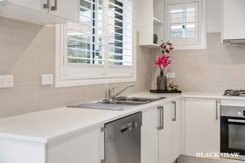 5/110 Henderson Road Crestwood