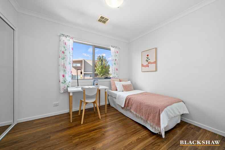 66/41 Philip Hodgins Street  Wright