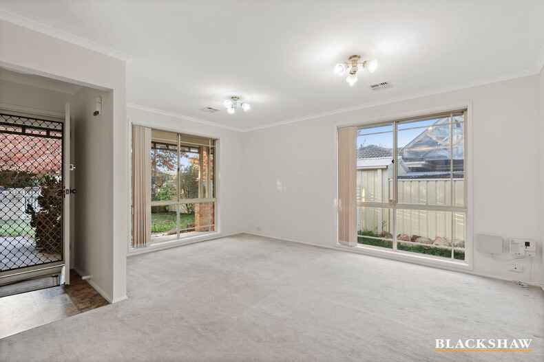 73 Freda Bennett Circuit Nicholls