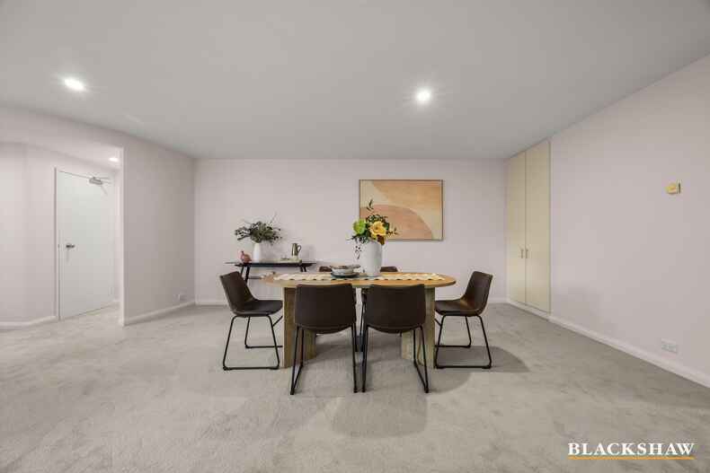 27/1 Eldridge Crescent Garran