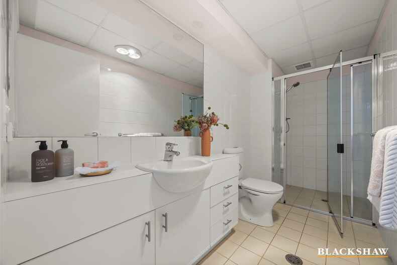 27/1 Eldridge Crescent Garran