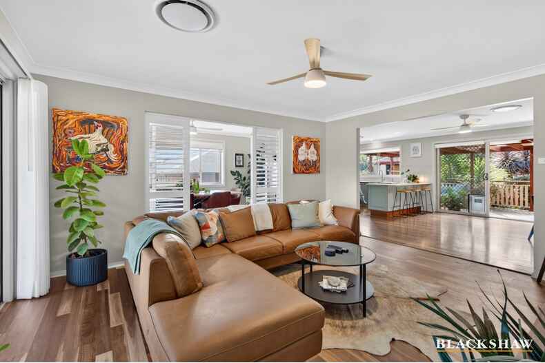 8 France Place Long Beach