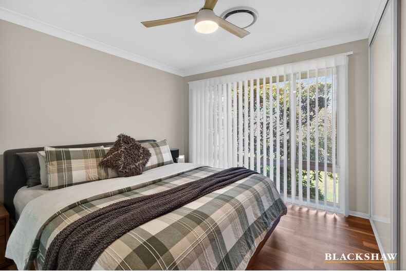 8 France Place Long Beach