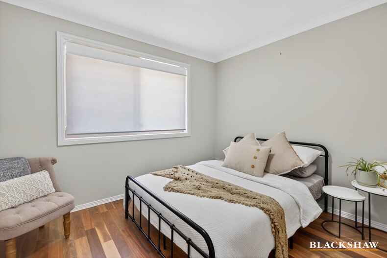 8 France Place Long Beach