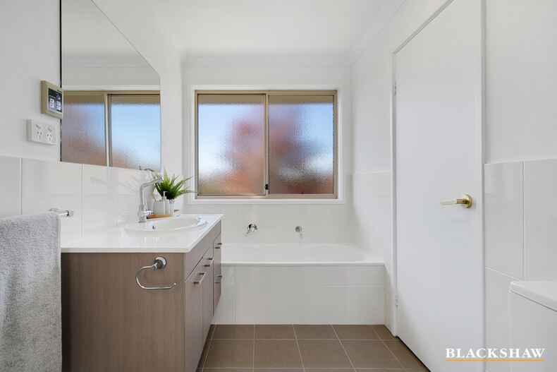 28 Mary Lee Street  Bonython