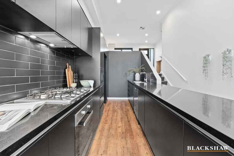 30/76 Stockman Avenue Lawson