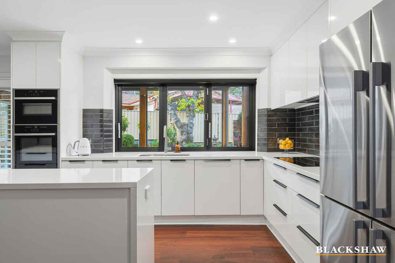 2 Goldsbrough Close Macarthur