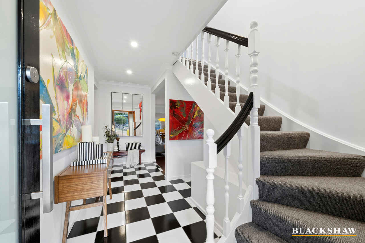 2 Goldsbrough Close Macarthur
