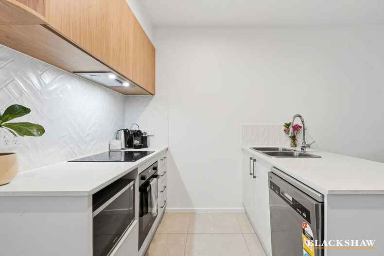 40/227 Robin Boyd Crescent Taylor 40/227 Robin Boyd Crescent Taylor