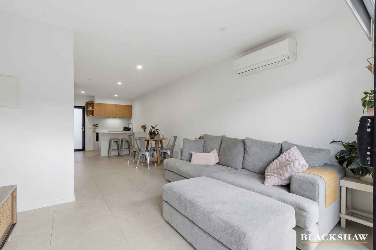 40/227 Robin Boyd Crescent Taylor