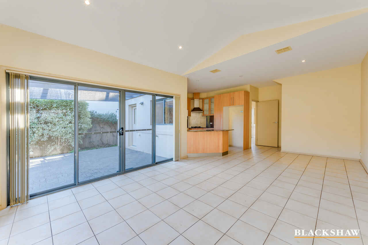 37 Nellie Hamilton Avenue Gungahlin