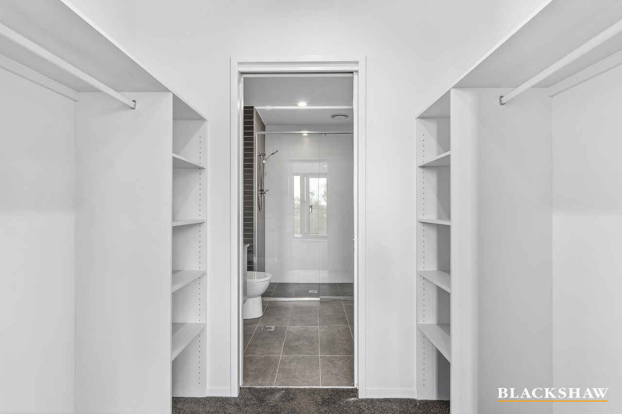 32/3 Nanango Way Watson