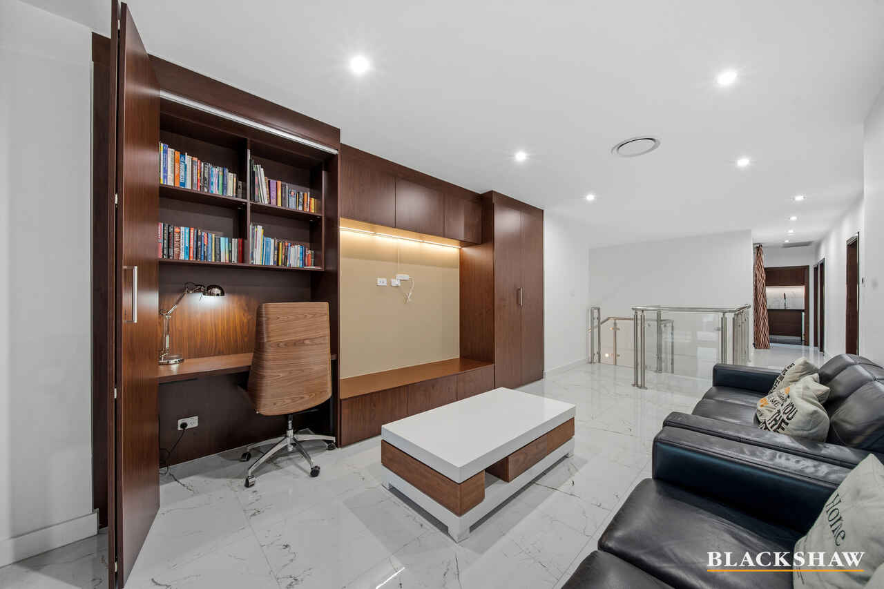 19 Walter Hood Lane Red Hill