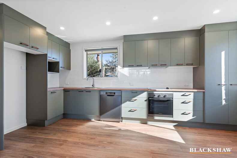 12 Chambers Street Latham
