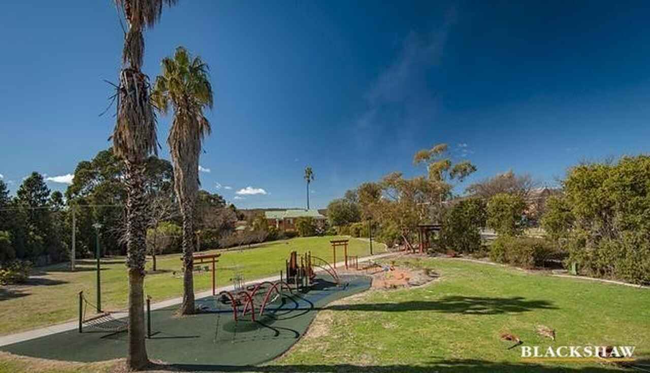 20/10 Macquoid Street Queanbeyan