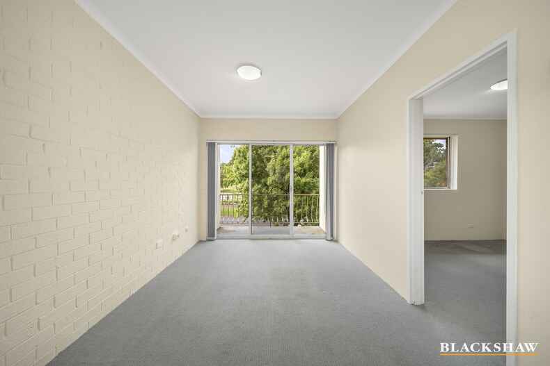 15/63 Molonglo Street Queanbeyan 15/63 Molonglo Street Queanbeyan