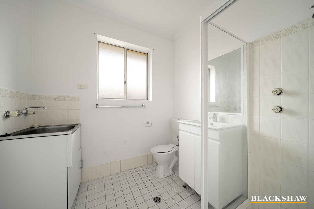 15/63 Molonglo Street Queanbeyan
