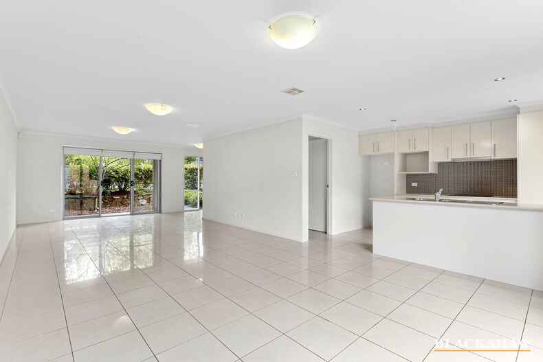 9/20 Helpmann Street Bonython