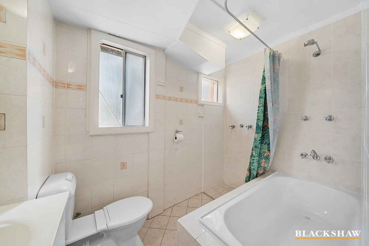 2/17 Campbell Street Queanbeyan