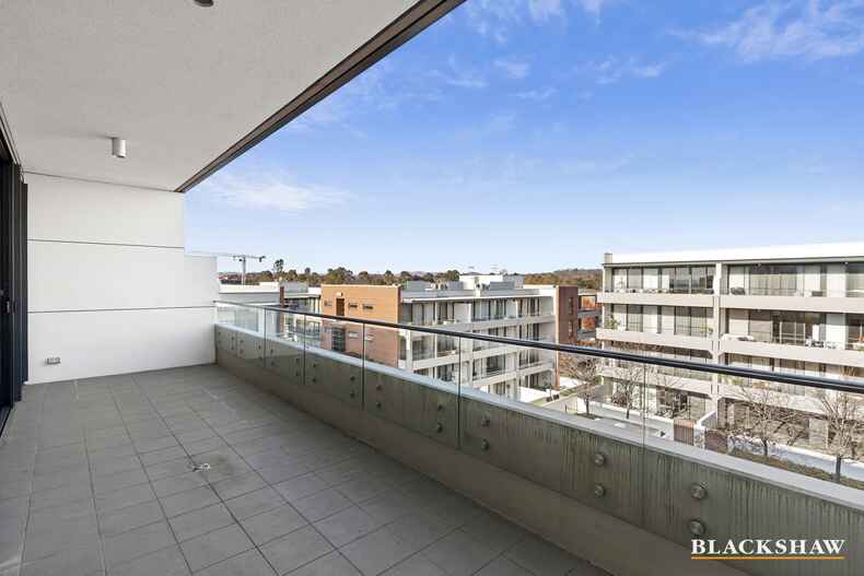 119/22 Eyre Street Kingston