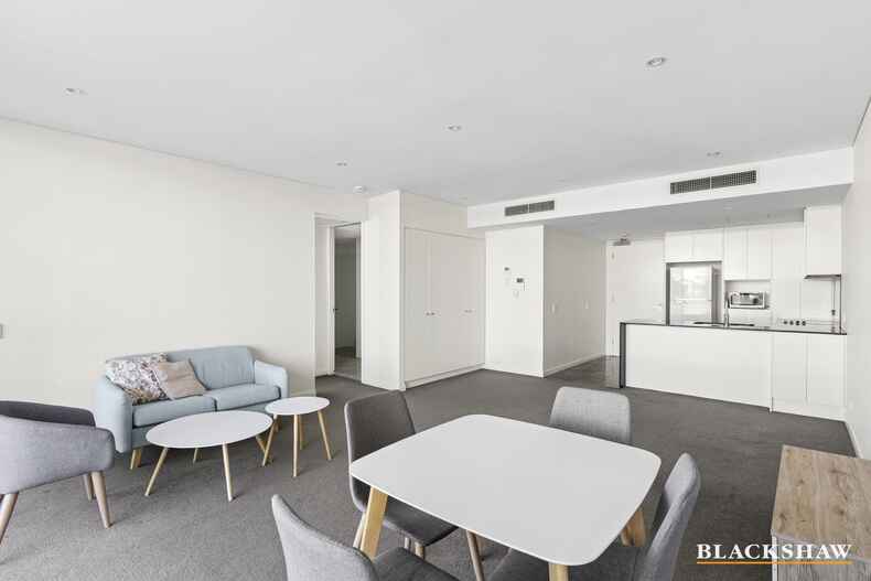 119/22 Eyre Street Kingston