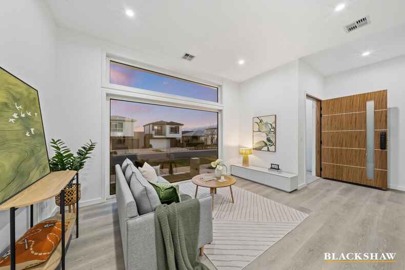 27 Malcolm Cole Terrace  Whitlam