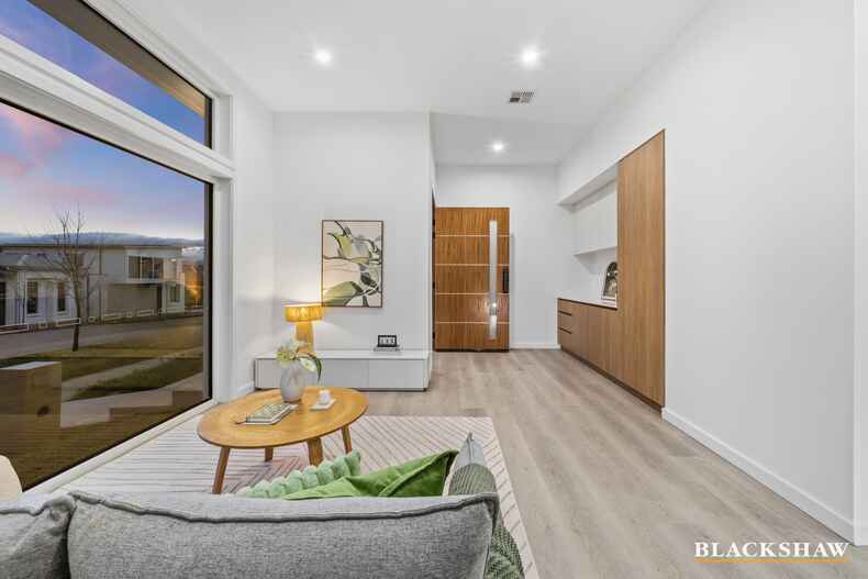 27 Malcolm Cole Terrace  Whitlam