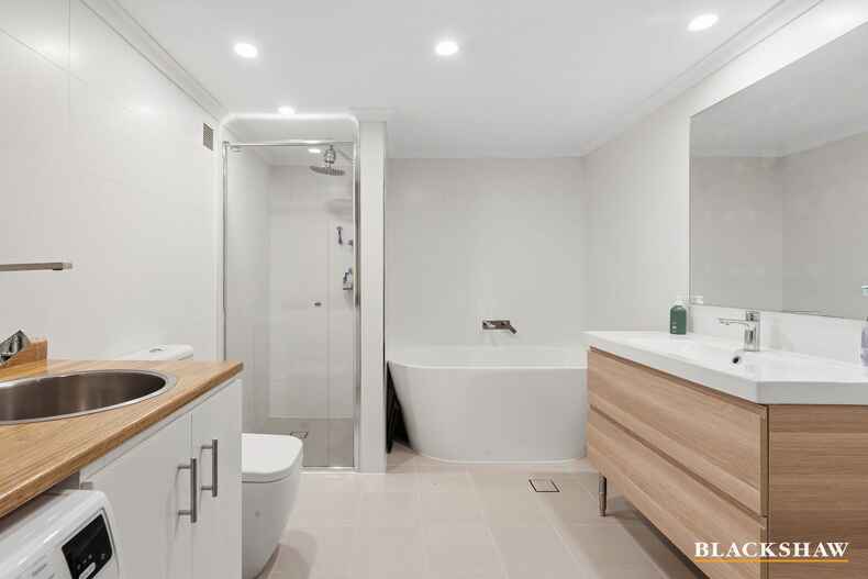 1a/52 Forbes Street Turner