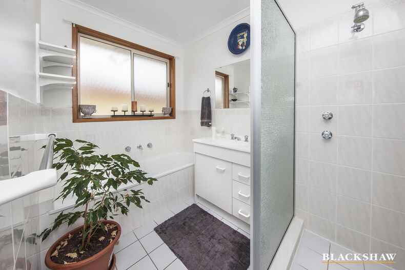 56 Fullerton Crescent Richardson 56 Fullerton Crescent Richardson