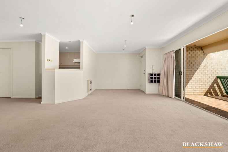 12/8 Howitt Street Kingston
