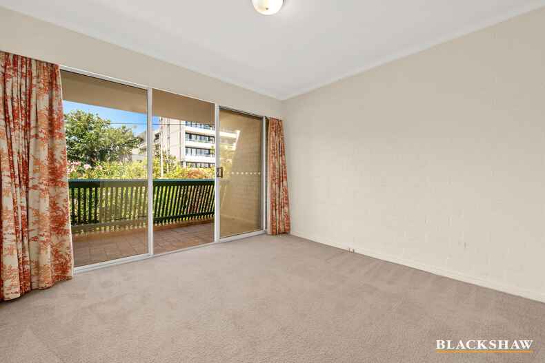 12/8 Howitt Street Kingston