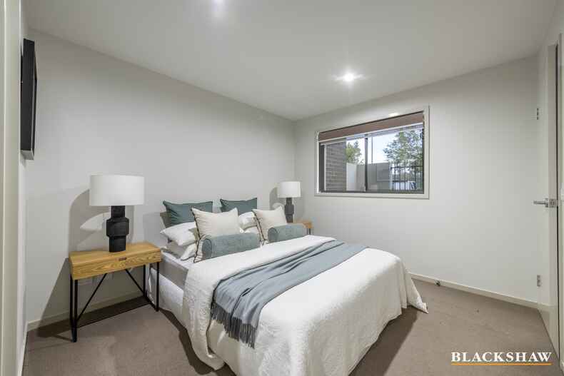 89/104 Henry Kendall Street Franklin