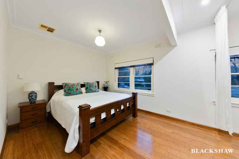 20 Bannister Gardens Griffith