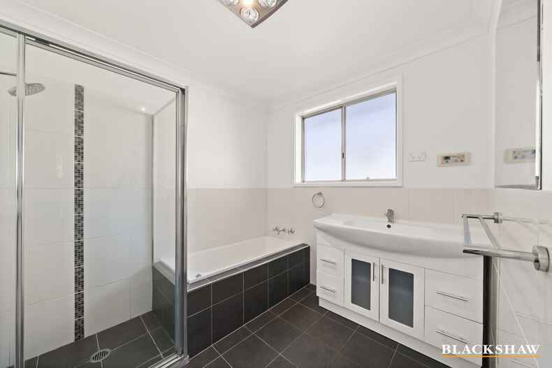 22 Bingle Street  Flynn