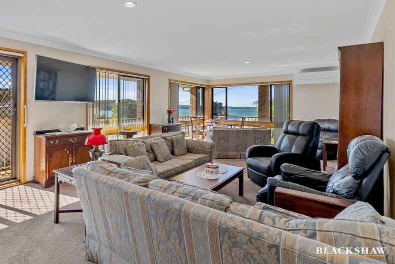 26    Ridge Street Catalina