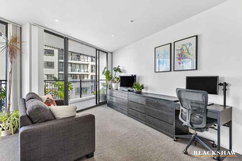 32/1 Mouat Street Lyneham