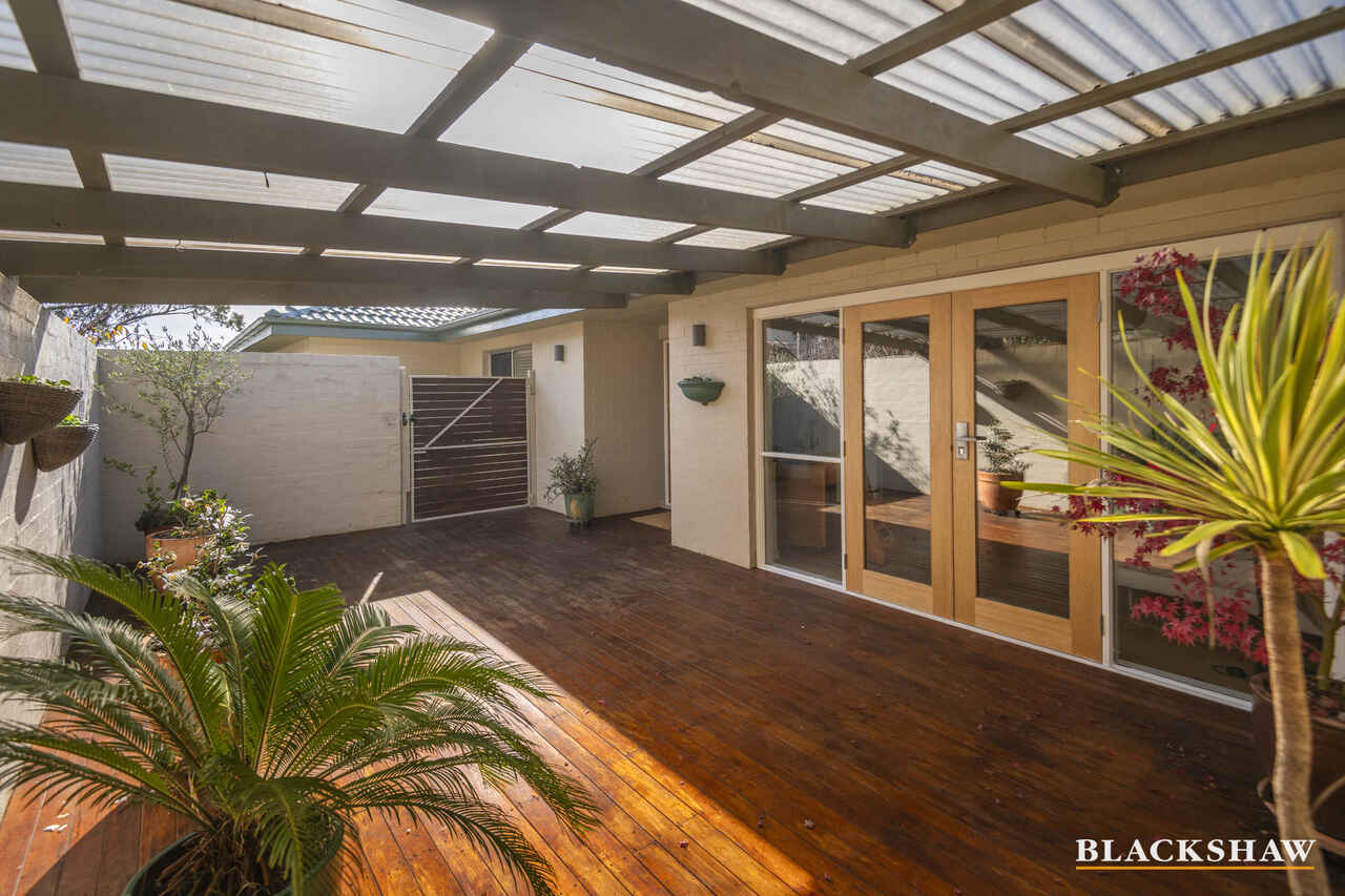 12 Cameron Street Farrer