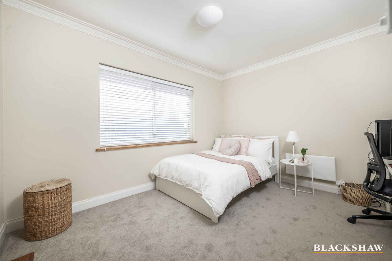 12 Cameron Street Farrer