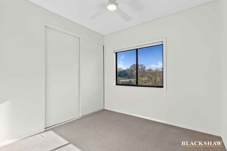 35/29 State Circle Deakin