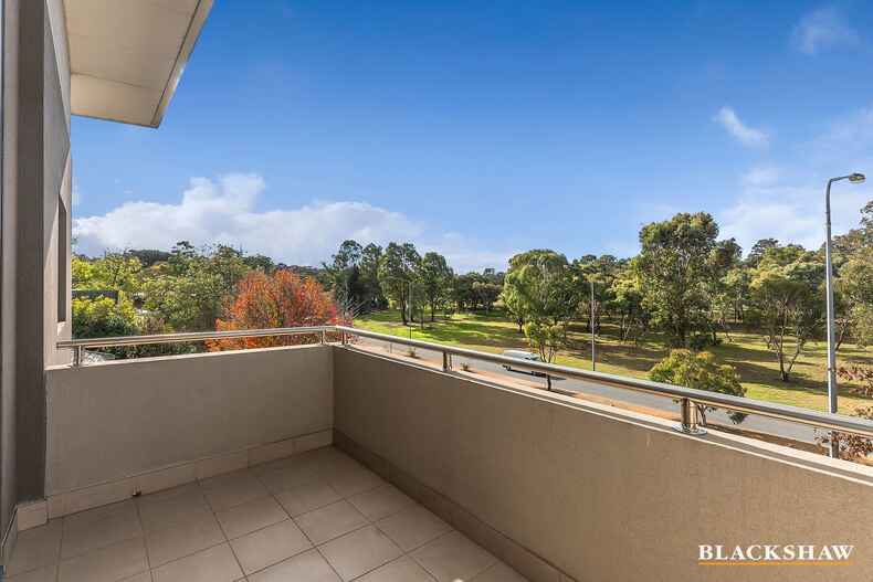 35/29 State Circle Deakin