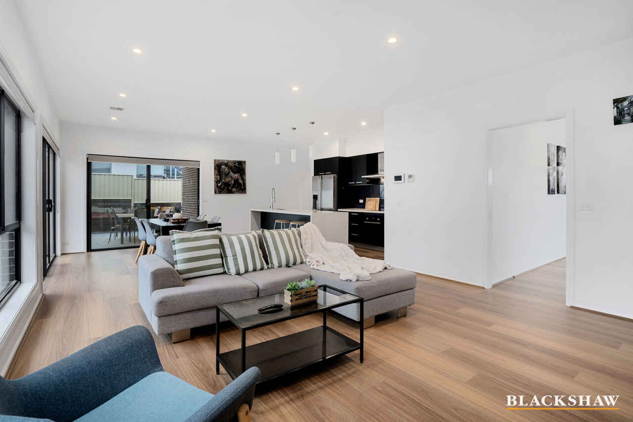 7 Narrambla Terrace Lawson