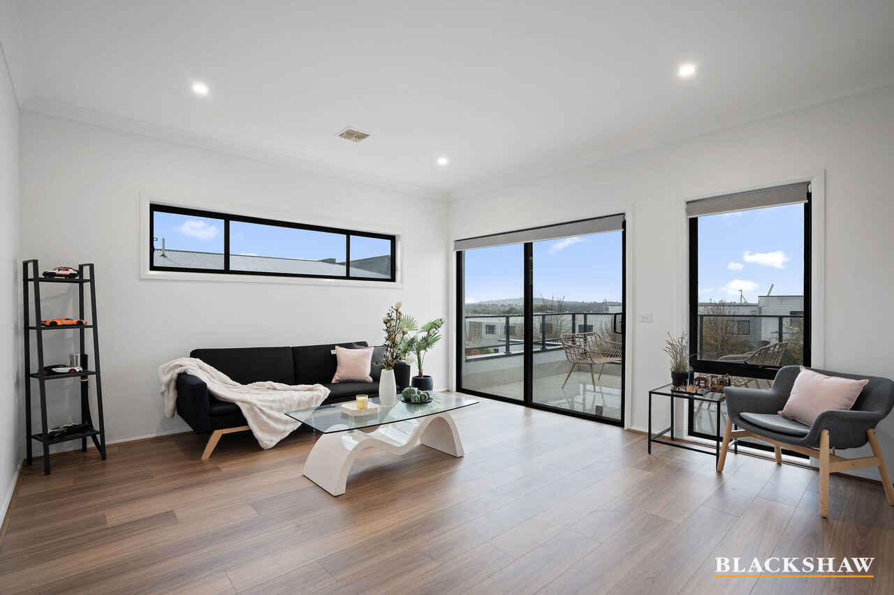7 Narrambla Terrace Lawson