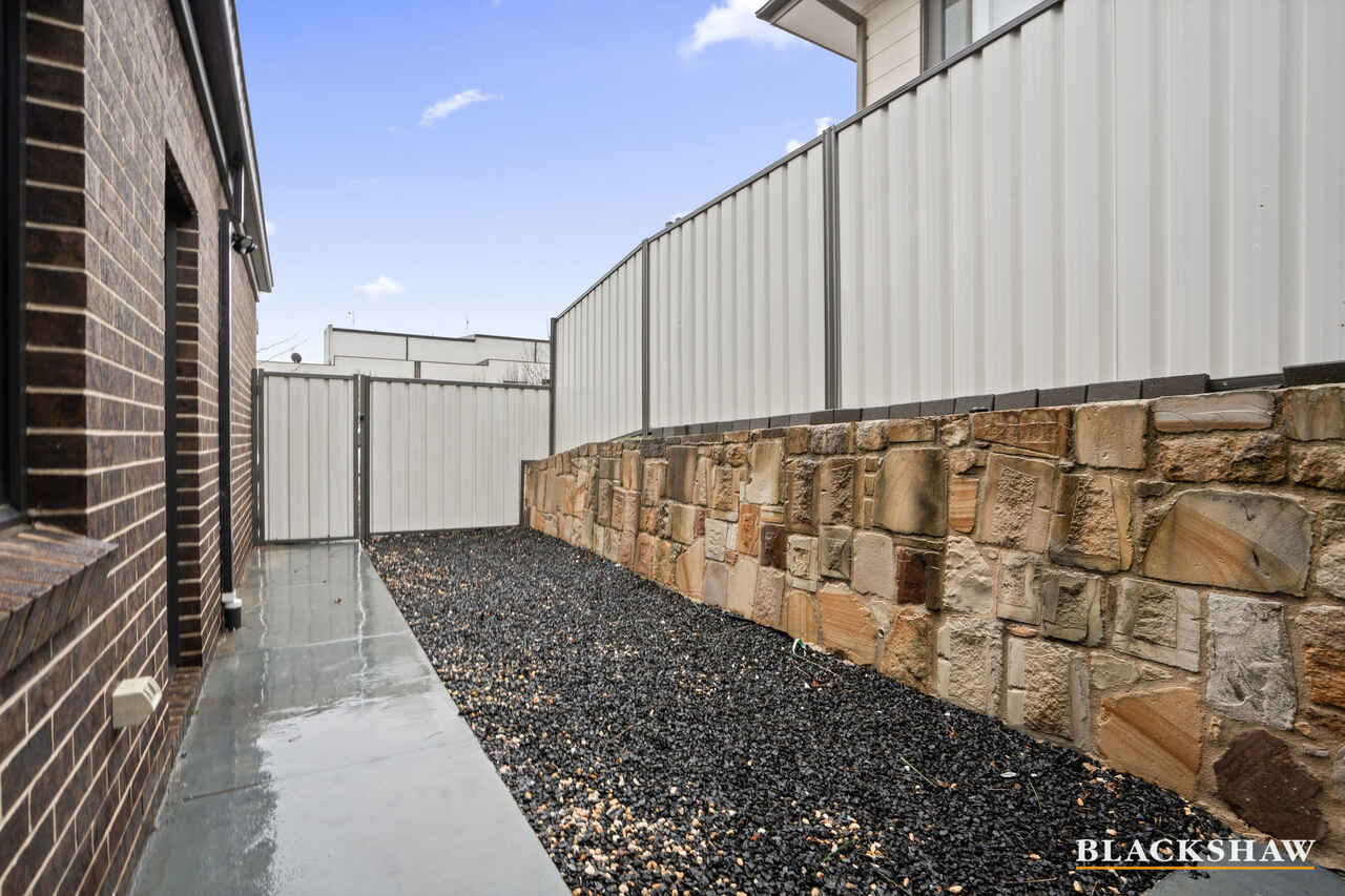 7 Narrambla Terrace Lawson