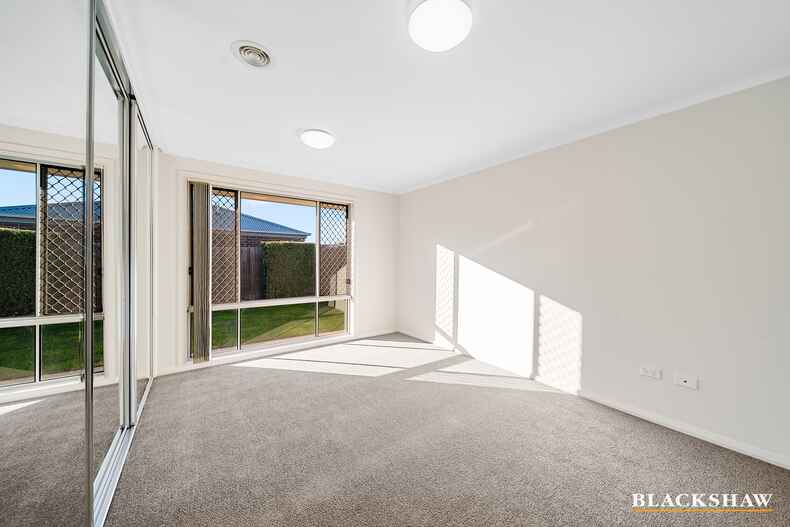 12 Donoghoe Crescent Queanbeyan 12 Donoghoe Crescent Queanbeyan