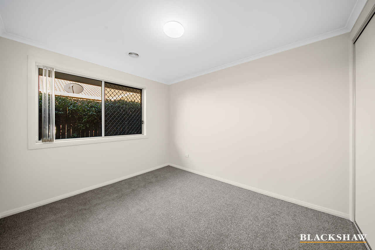 12 Donoghoe Crescent Queanbeyan