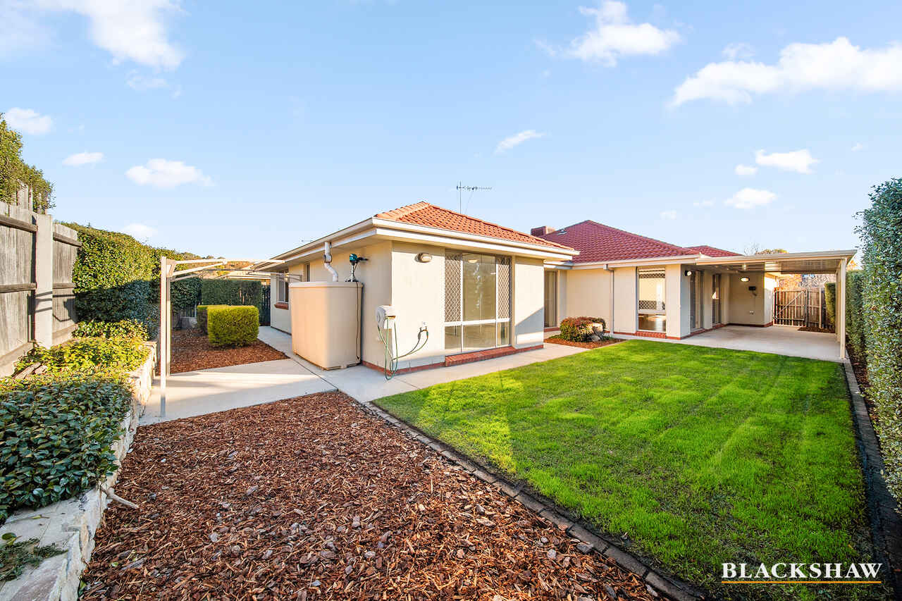 12 Donoghoe Crescent Queanbeyan
