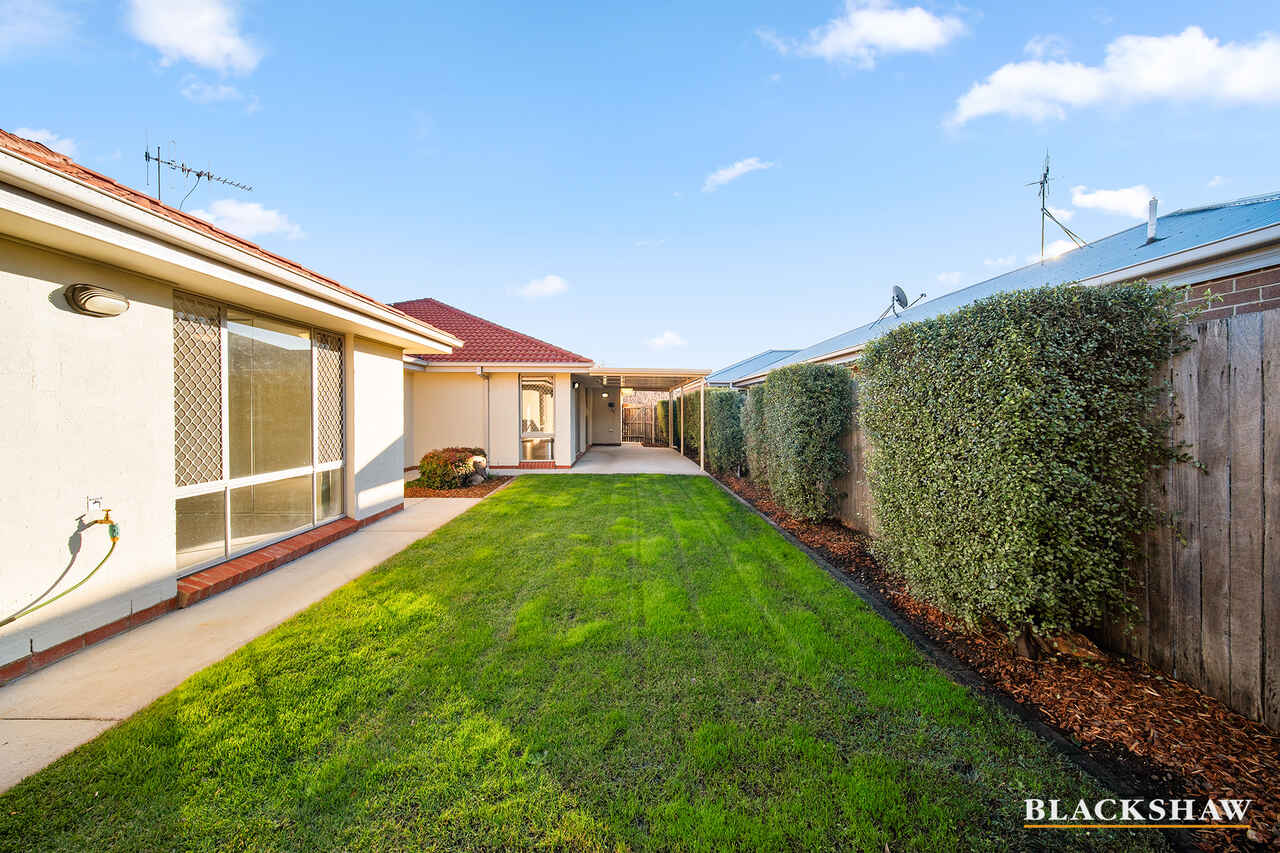 12 Donoghoe Crescent Queanbeyan