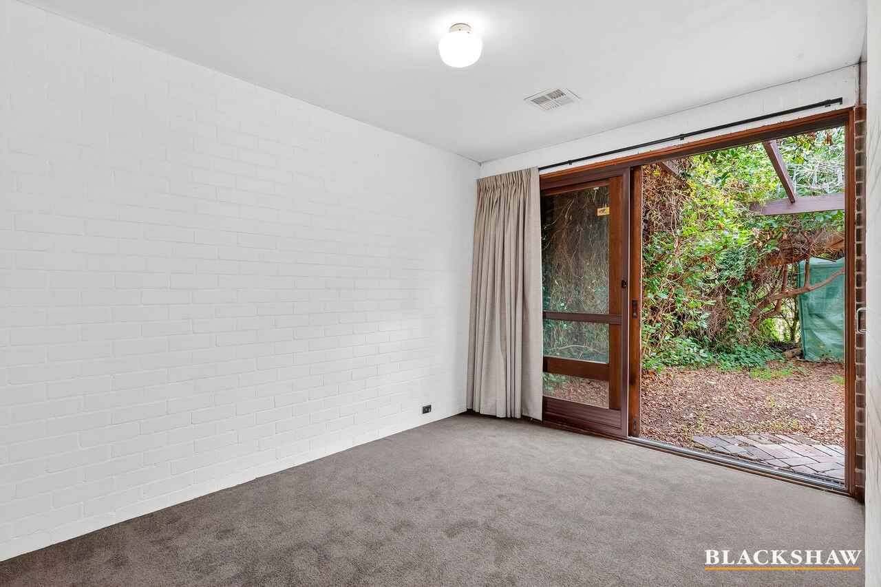 32/83 Crozier Circuit Kambah